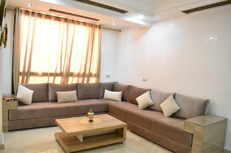 Original real estate photo: Main Page 4 - before AI enhancement for property listings and Airbnb rentals